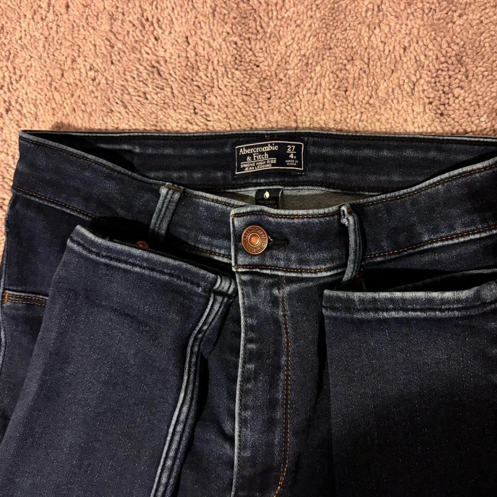 A&F Simone High Rise Jean Legging 27/4 - Picture 1 of 5